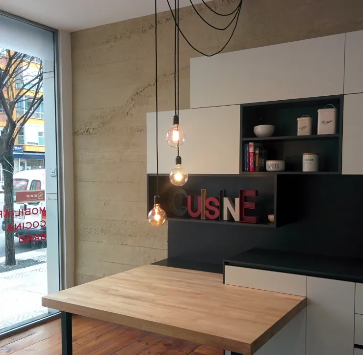 panneau béton showroom