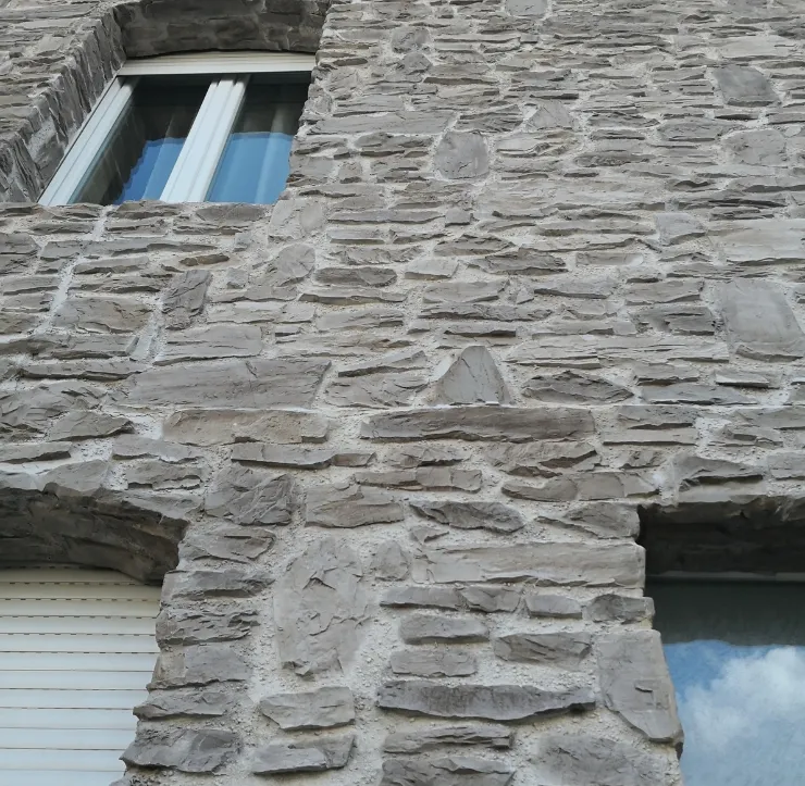 De la pierre en façade